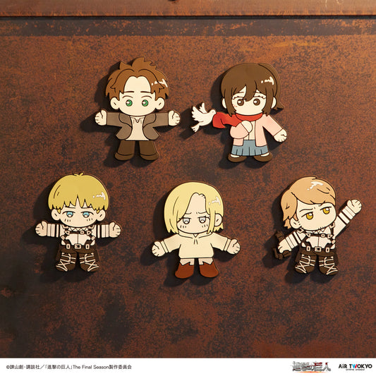 "Attack on Titan" The Final Season "Hug me‼" Rubber Magnet Hook