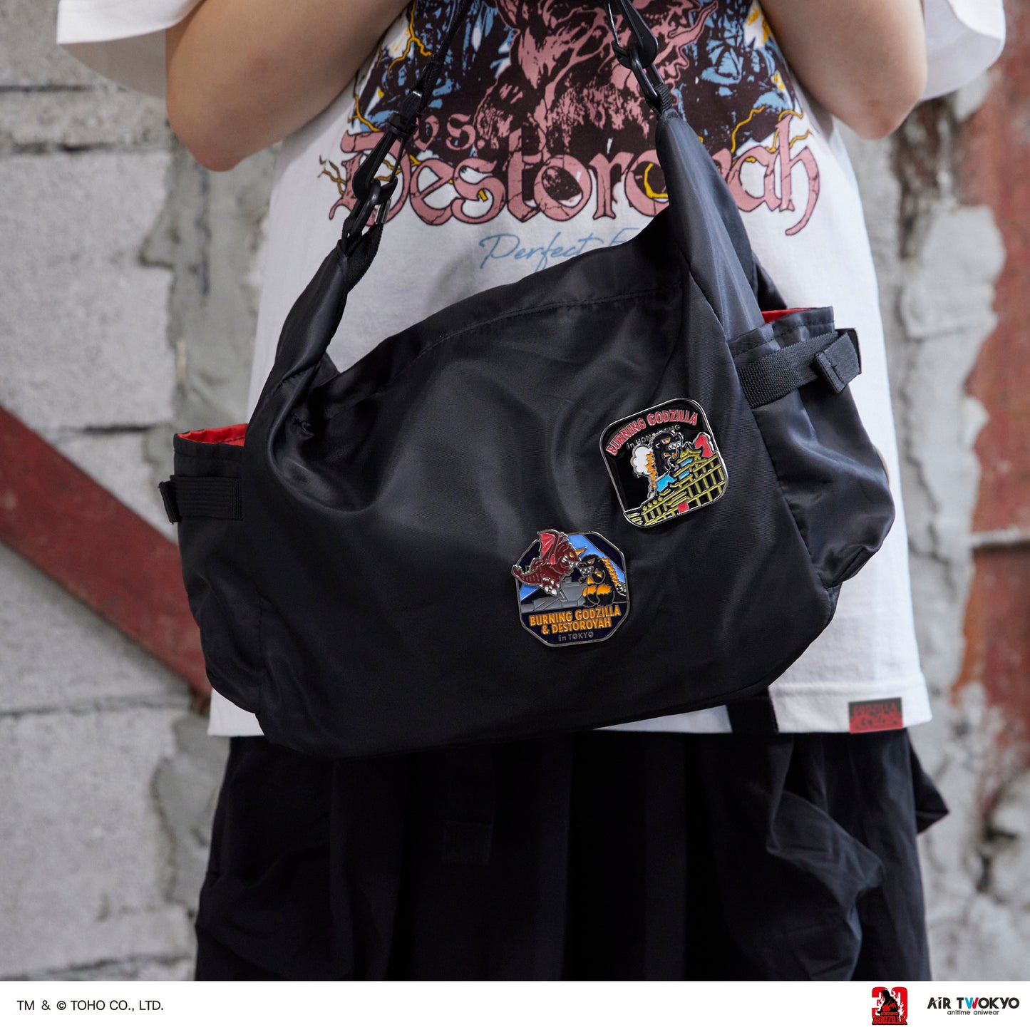 『ゴジラVSデストロイア』30周年 ギミックピンバッジ