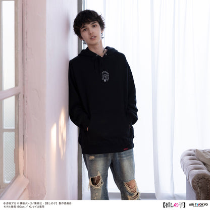 TVアニメ『【推しの子】』第２弾 モノトーンシーンイラストパーカー 4（有馬かな＆アクア）