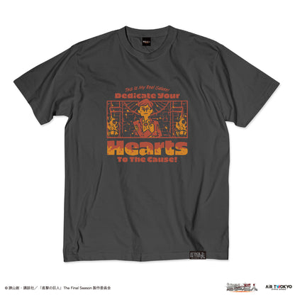 TVアニメ『進撃の巨人』 シーンイラストTシャツ 3（本物の敬礼）