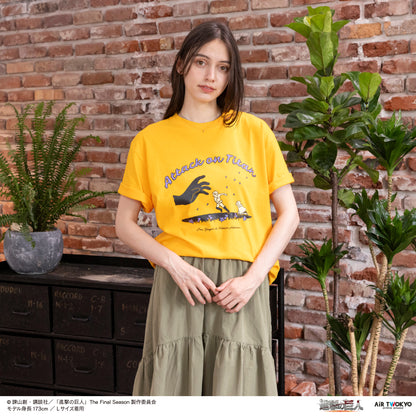 TVアニメ『進撃の巨人』 シーンイラストTシャツ 6（そんなもん 何度でも巻いてやる）