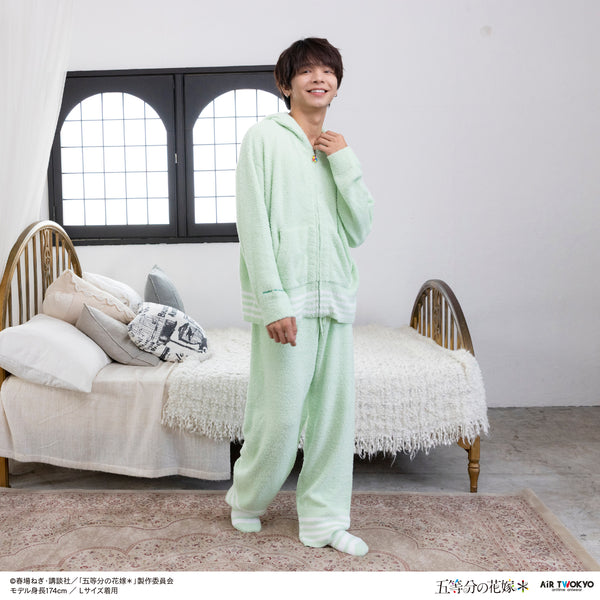 9_room_pants_D_all_1_grande.