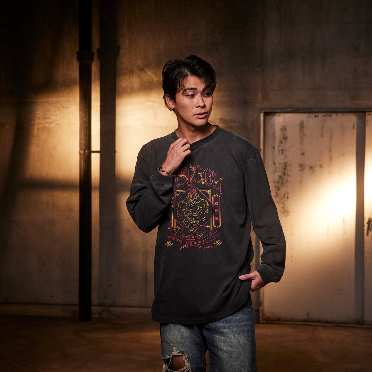 アニメ『刃牙道』シーンイラストロングスリーブTシャツ 2（烈海王）